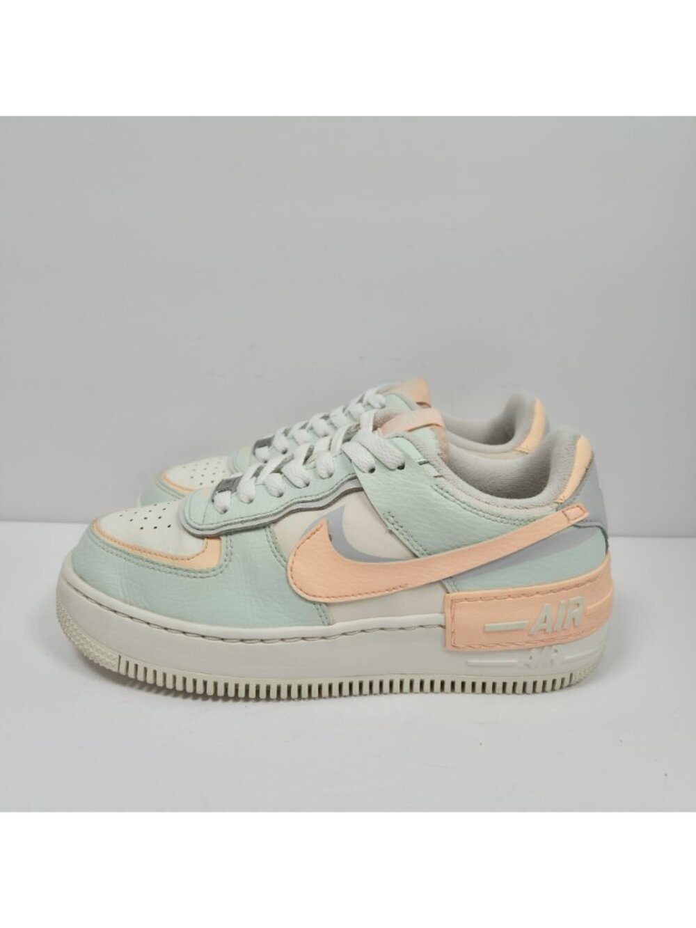 Nike Air Force 1 Shadow Women's Barely Green Crimson Tint Sneakers US Size 7 - Picture 2 of 8